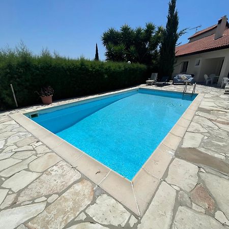 Swimmers' Paradise Pissouri Bagian luar foto
